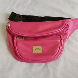 Mondo Fanny pack